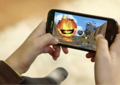 Adobe Photoshop: Thiết Kế Giao Diện Game Mobile
